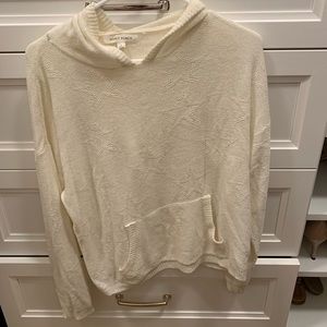 Honey Punch thin knit star sweater